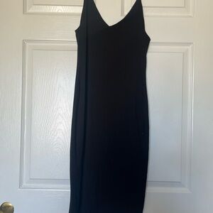 Mahina Classic Black Midi Dress